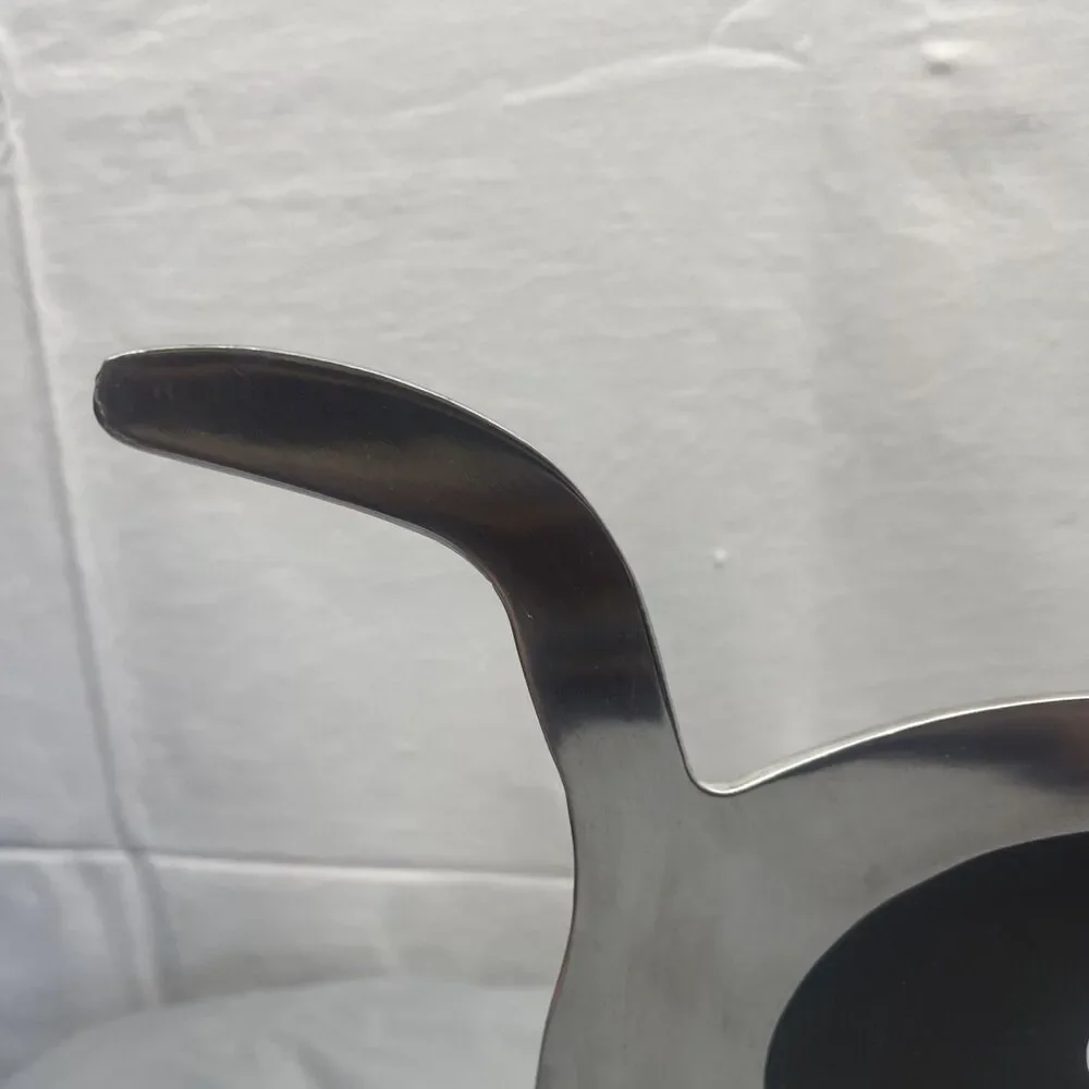 N/A metal kitty